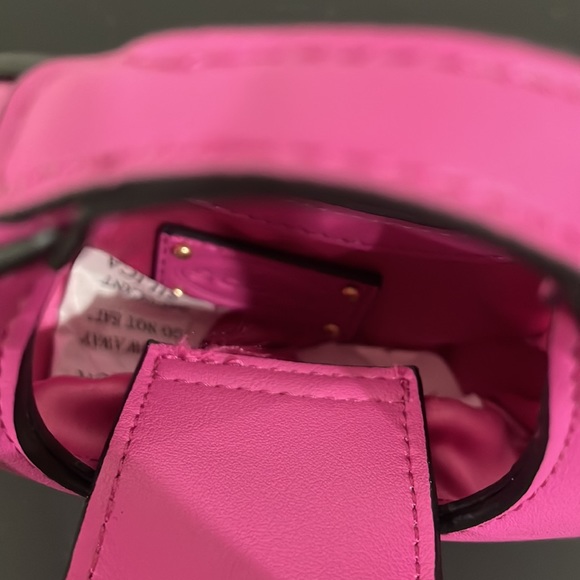 Scoop Micro Crossbody Bag - Picture 5 of 12